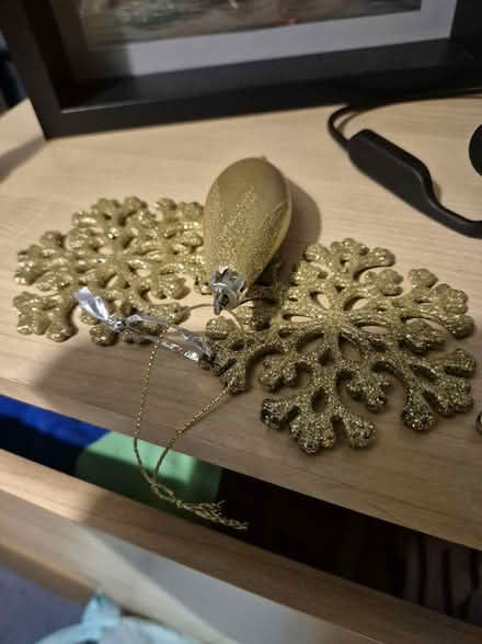 Photo of free Xmas decorations (Ladygrove, Didcot, OX11) #3