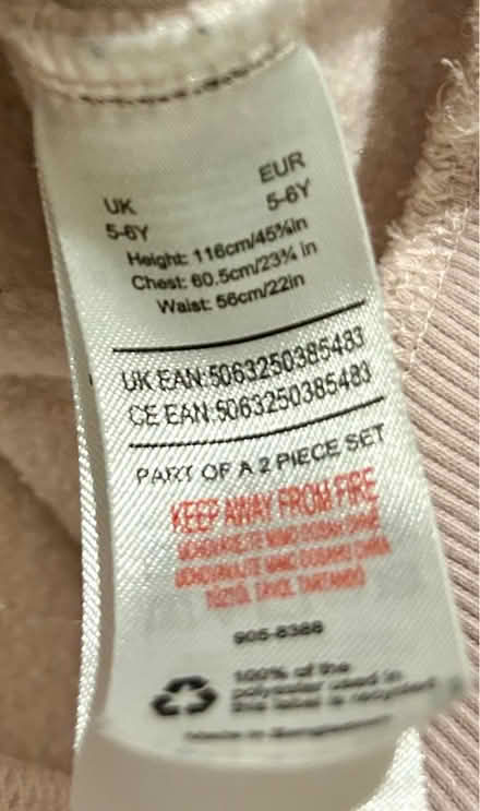 Photo of free Peppa Pig Jumper Age 5-6 (Winnersh RG41) #3