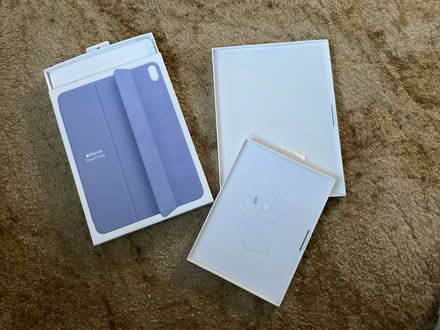 Photo of free Empty Apple ipad Smart covers River Area (windsor-maidenhead-freegle CGA SL6) #1