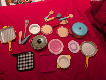 Photo of free Toy kitchen and accessories (Maesycwmmer CF82) #3