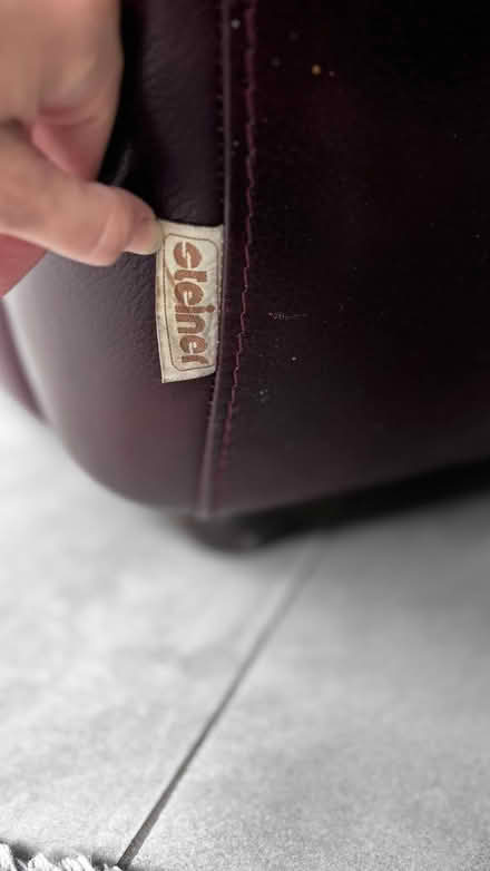 Photo of free Fauteuil club en cuir - STEINER (Esch-sur-Alzette) #3