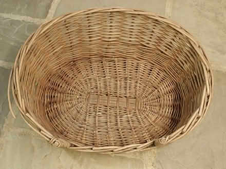Photo of free Wicker dog basket (Newbiggin on Lune CA17) #2