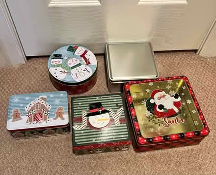Photo of free Christmas tins/box (Lee Chapel & Ffx Co Pkwy) #1