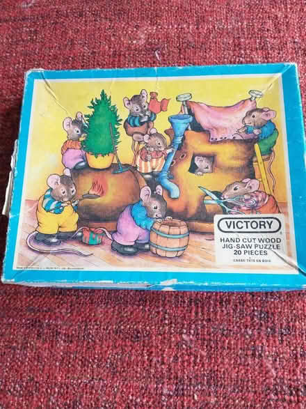 Photo of free Wooden jigsaw puzzles (Fleetville) #2
