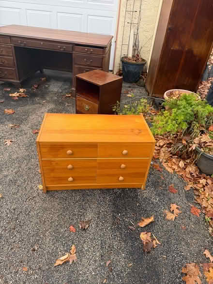 Photo of free Desk, end table (Villanova) #1