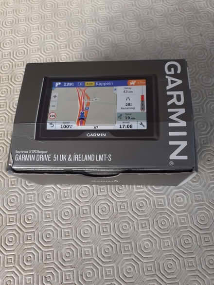 Photo of free GARMIN Navigator (sat nav) (Dean Row SK9) #1