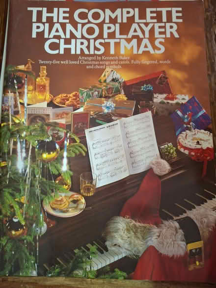 Photo of free Lots of sheet music for piano and violin (Lightwater GU18) #1