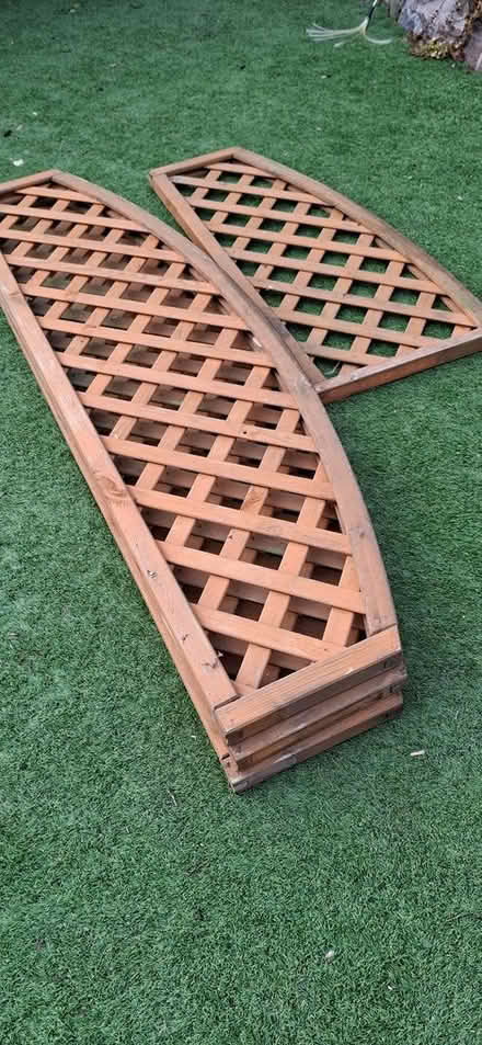Photo of free Arched Trellis (LE2 9RT) #1
