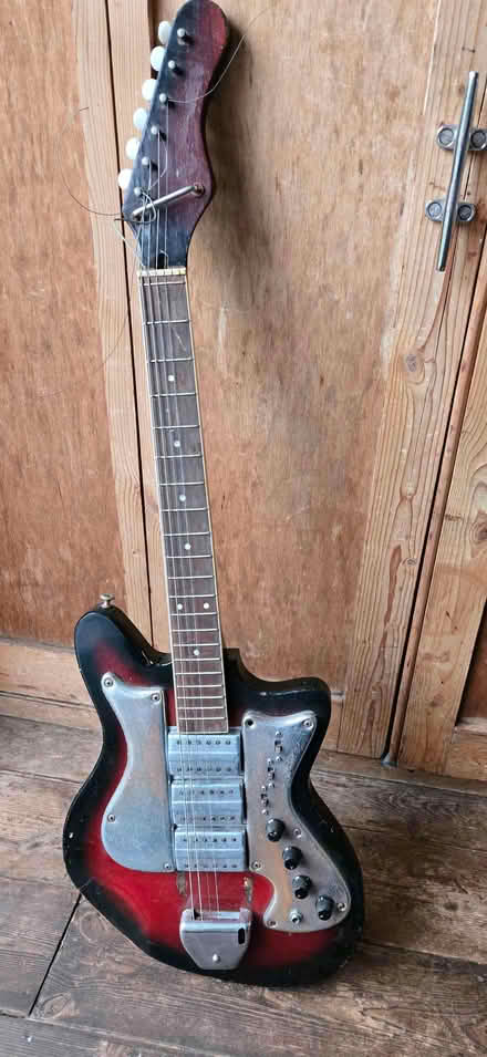 Photo of free Electric guitar, case and amp (Aldrington BN3) #1