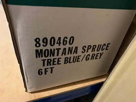 Photo of free Artificial Christmas Tree & Decs (Holmes Chapel) #2