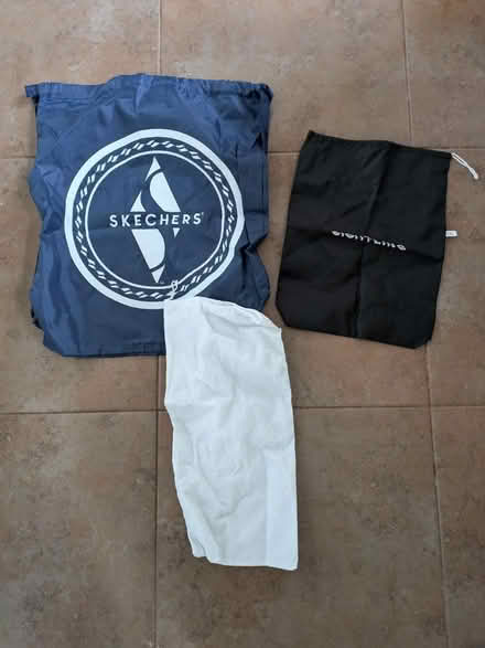 Photo of free Various tote and reusable bags (Tranmere CH42) #2