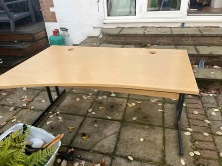 Photo of free Computer desk (Petts Wood BR5) #1