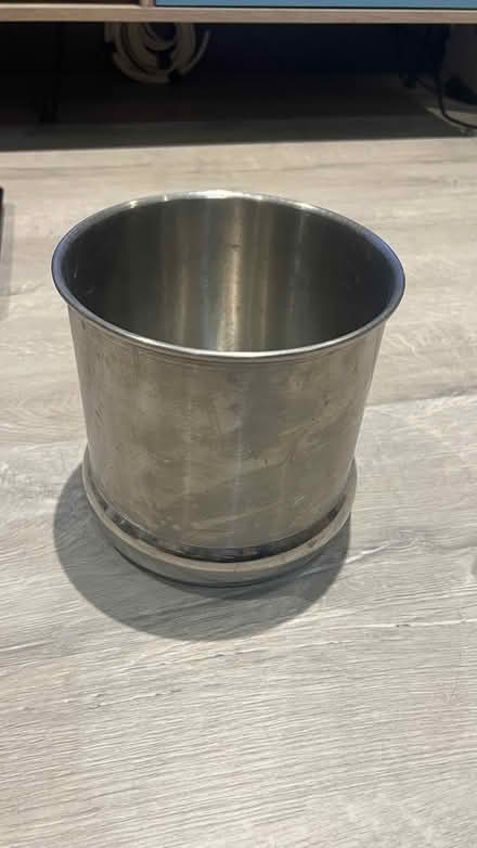 Photo of free Master chef utensil holder (West Ham Park E15) #1