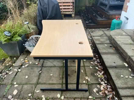 Photo of free Computer desk (Petts Wood BR5) #4
