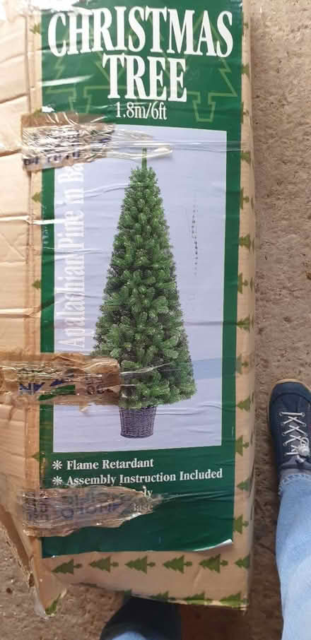 Photo of free 6ft Artificial Christmas tree (Thatcham RG19) #1