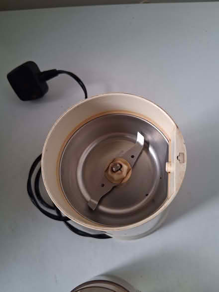 Photo of free Braun spice/coffee grinder (Kenilworth Road DE5) #3