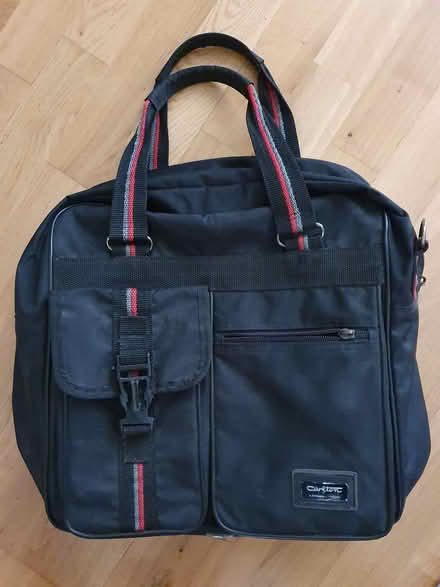 Photo of free Holdall bag (Arnold NG5) #1