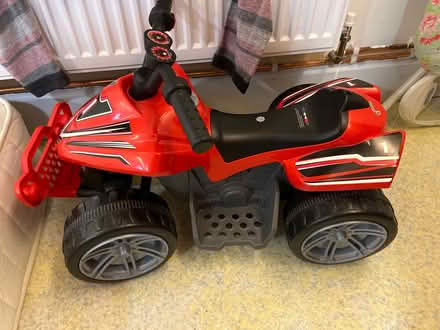 Photo of free Ride on car (Ashton CH3) #1