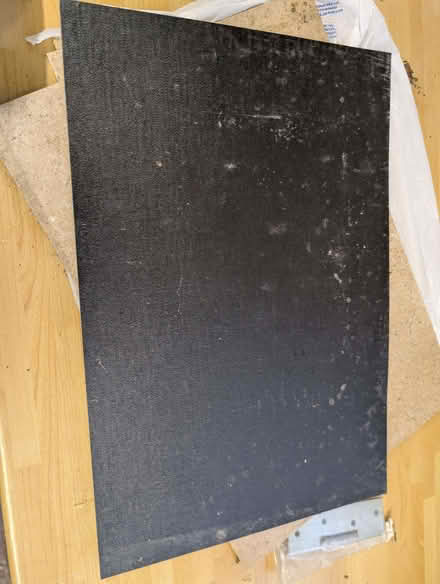 Photo of free 8 tough vinyl floor tiles with edging (Kidlington OX5) #2