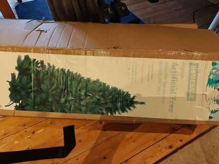 Photo of free 6ft Artificial Xmas tree plus a few odds and ends (Alstone GL51) #2