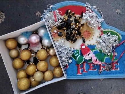 Photo of free Christmas Decorations and Santa Mat (DA1) #1