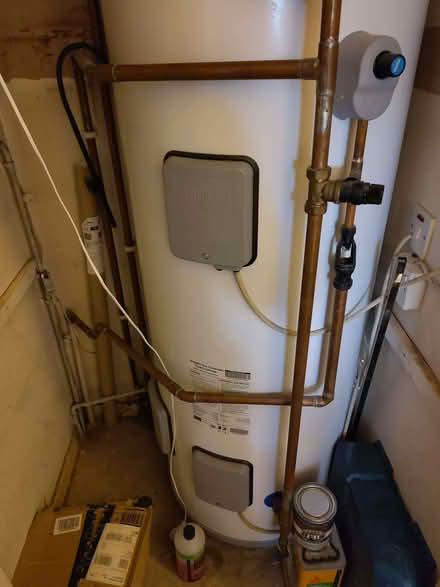 Photo of free Water tank (Walworth SE17) #2