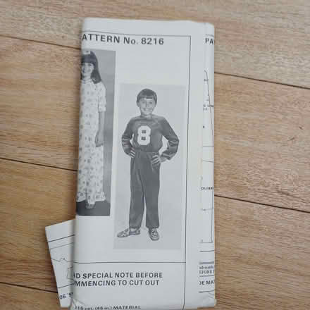 Photo of free Vintage sewing pattern. No 8216 (Sydenham SE26) #1