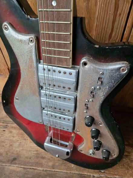 Photo of free Electric guitar, case and amp (Aldrington BN3) #3