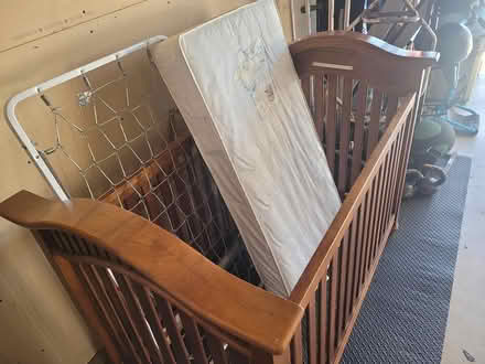 Photo of free Crib (Clairemont) #2