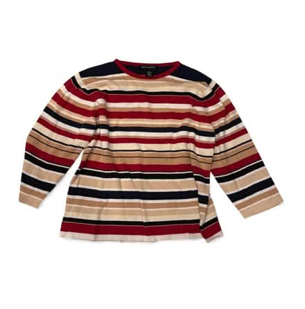 Photo of free Good Clothes Woman’s Top (Brooklyn Storage) #1