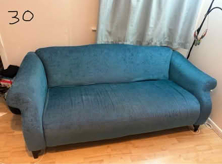 Photo of free Everything must go (30/11/2025) (N2 8JD) #1