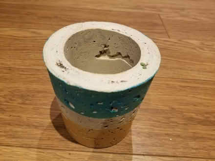 Photo of free Small pot (Adel LS16) #1