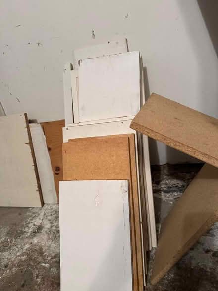 Photo of free Wood Remnants (Orléans) #1