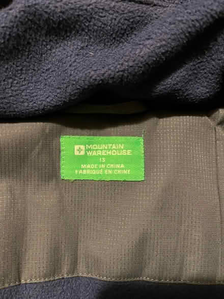 Photo of free Mountain Warehouse ski jacket thick winter coat age 13 (South Tonbridge TN11) #4