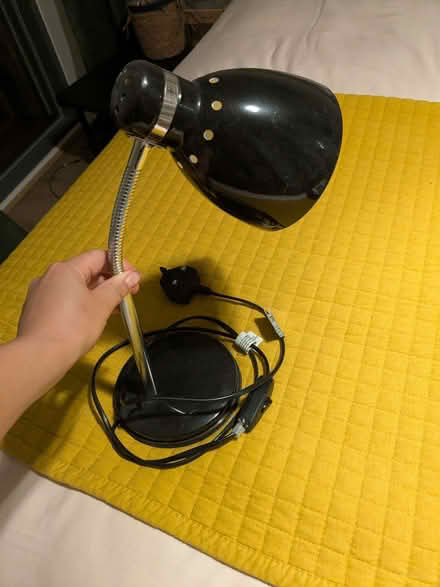 Photo of free Black lamp (islington N1) #1