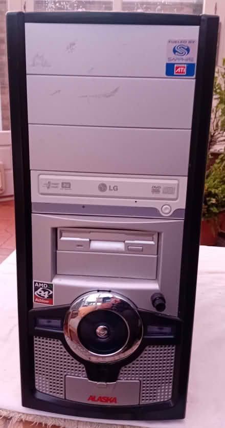 Photo of free Two PCs for refurbishment/spares (Baldock SG7) #2