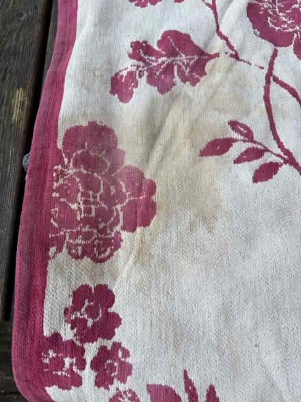 Photo of free Laura Ashley rug (OX1 (Kennington)) #3