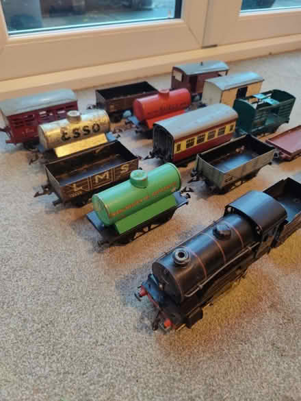 Photo of free Hornby clockwork train set (Crowborough TN6) #3
