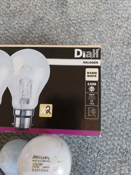 Photo of free Bayonet light bulbs (Humphrey's End GL6) #2