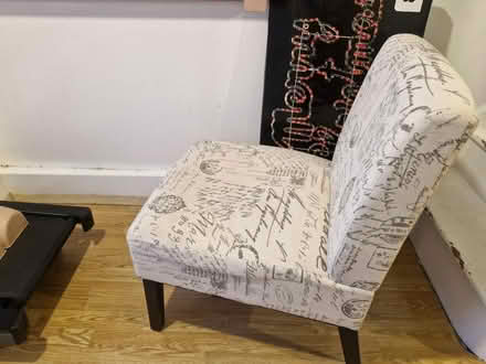 Photo of free 1 Chair (Crystal Palace) #4