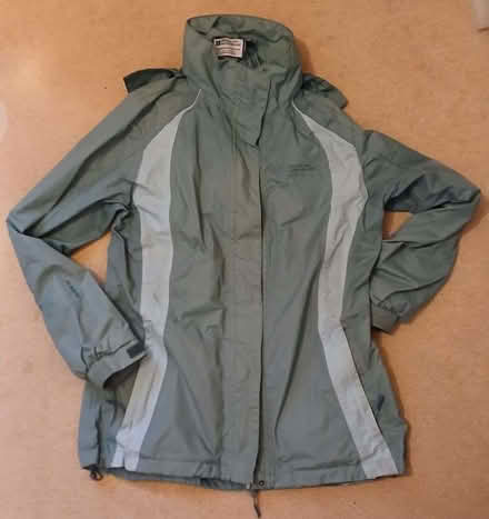 Photo of free Women's waterproof & windproof coat Sz 14 (Bicester OX26) #1