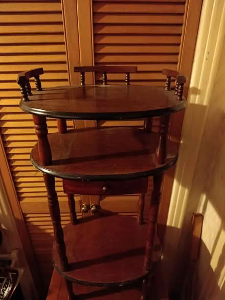 Photo of free Shelf (Northwood HA6) #1