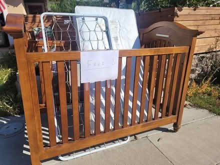 Photo of free Crib (Clairemont) #1