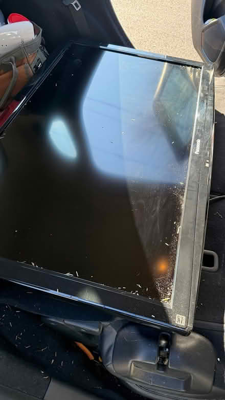 Photo of free 32" Panasonic Viera TV (Fairhaven) #1