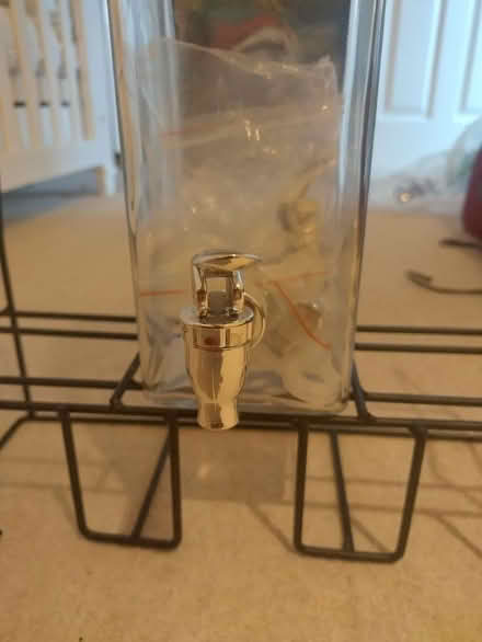 Photo of free Drinks Dispenser With Stand (Roseacre ME15) #2