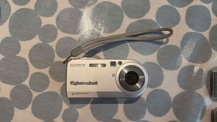 Photo of free Sony Cyber-shot camera (Broadwater BN14) #2
