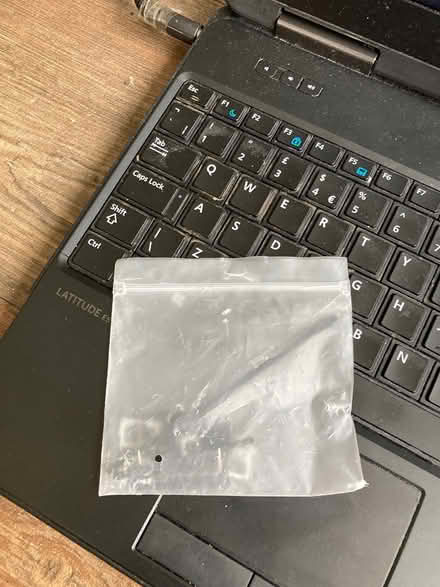 Photo of free Dell laptop (Hackney E8) #3