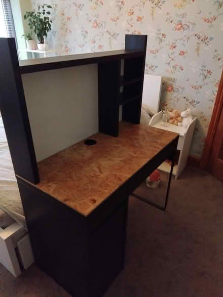 Photo of free Desk with shelves (Hucknall ng15 6dy) #1
