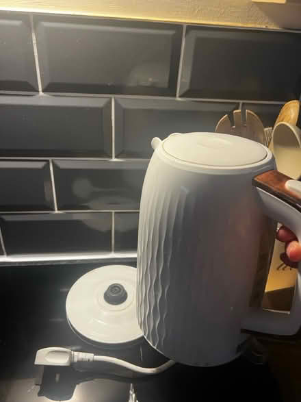 Photo of free Kettle 1.7L (Trowbridge BA14) #4