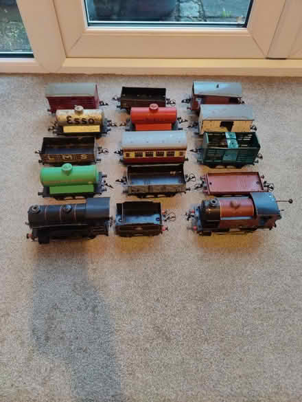Photo of free Hornby clockwork train set (Crowborough TN6) #1